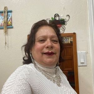 Meet your Posher, Luisa